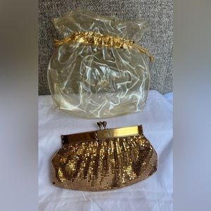 1960’s Vintage Duramesh Gold Metal Mesh Rhinestone Clutch Handbag w/Dustbag